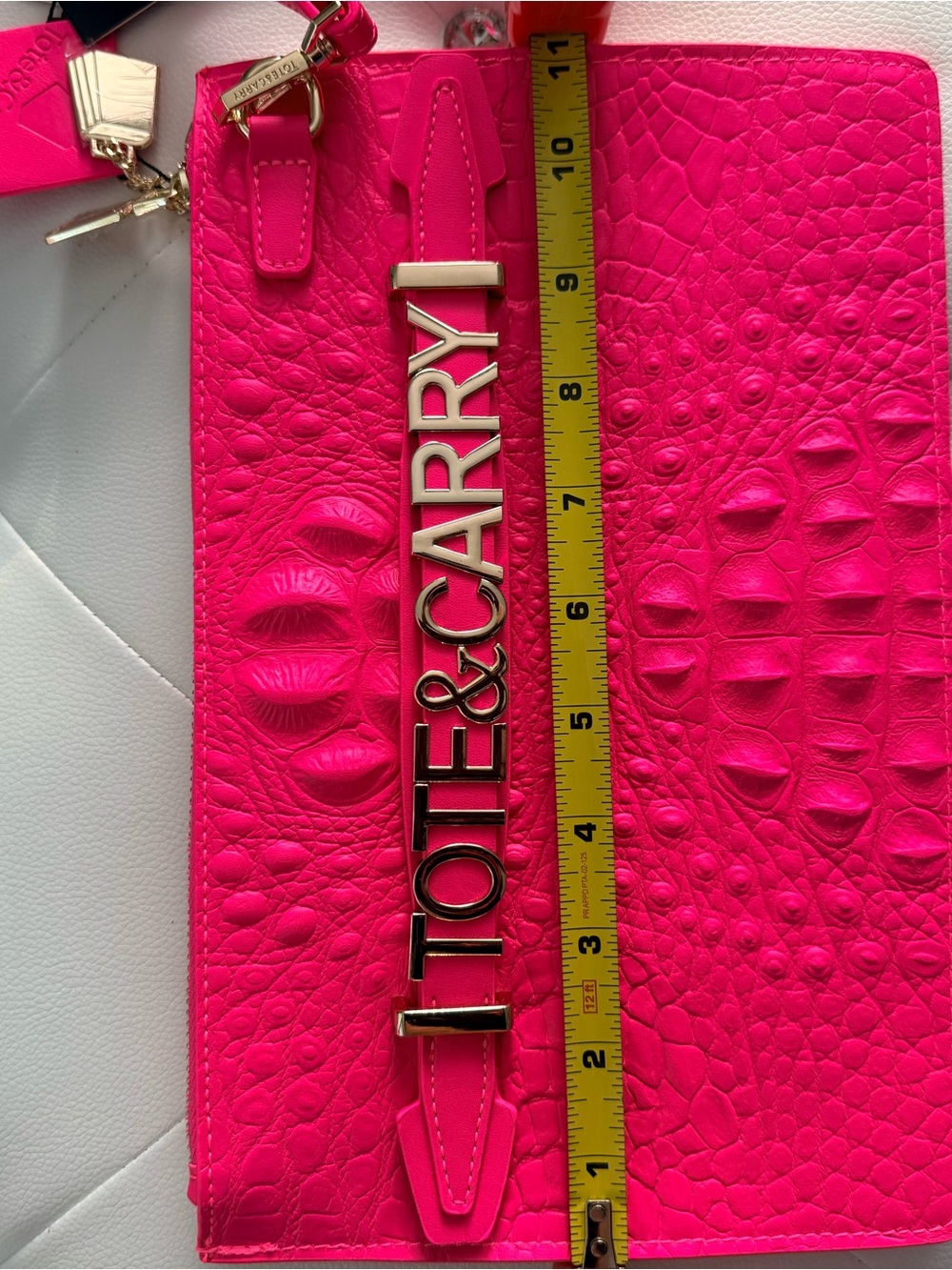 TOTE & CARRY Hot Pink Croc Embossed Oversized Clutch | - Picture 9 of 11